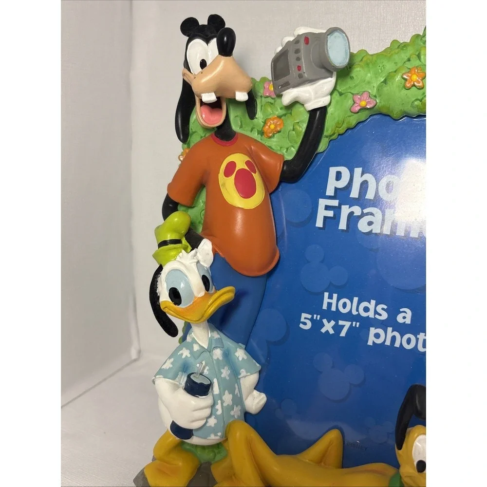 Disney Theme Park Authentic Original Mickey Mouse Friends Vacation Photo Frame